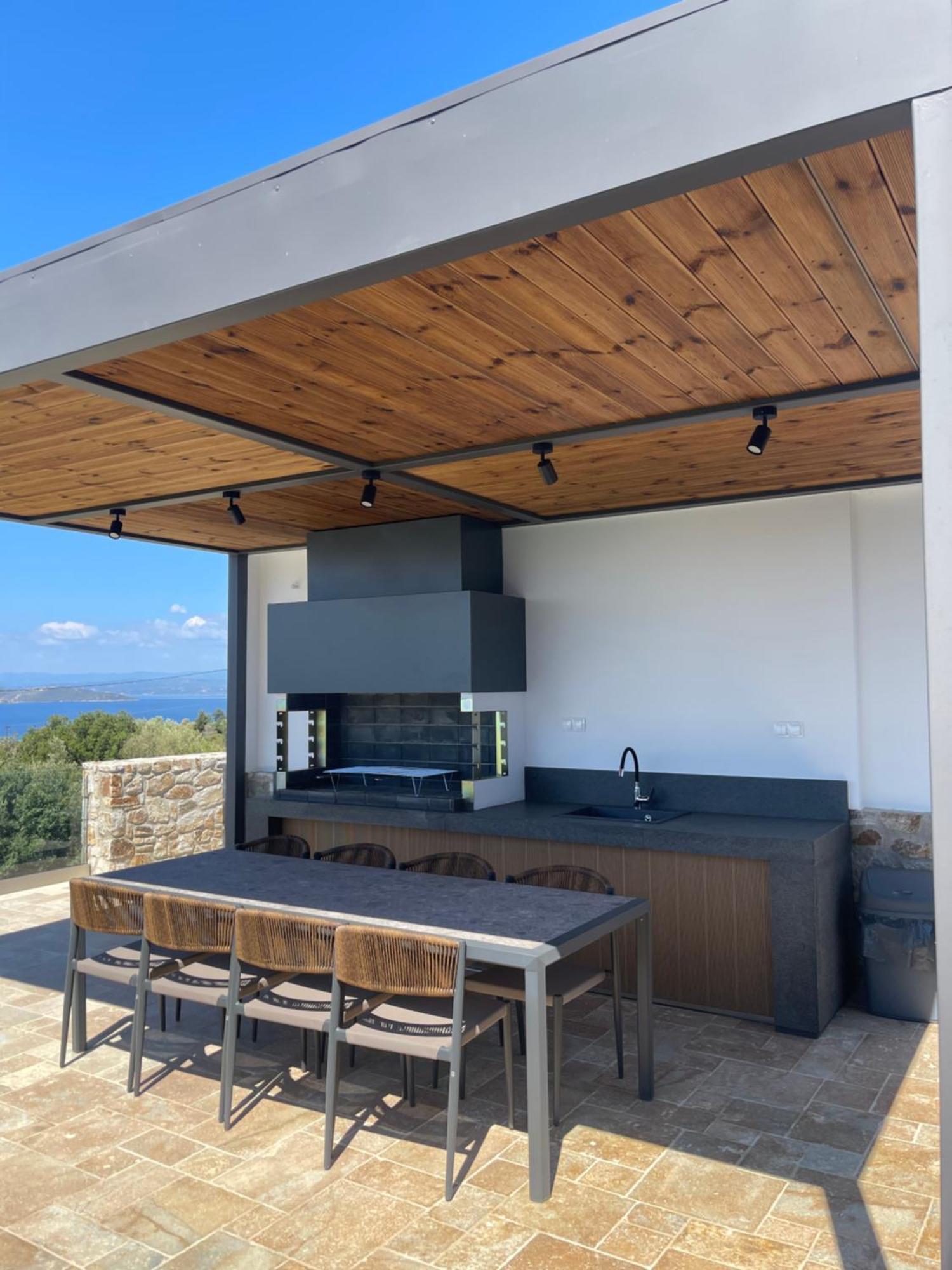 Elia Luxury House אואוראנואופולי
